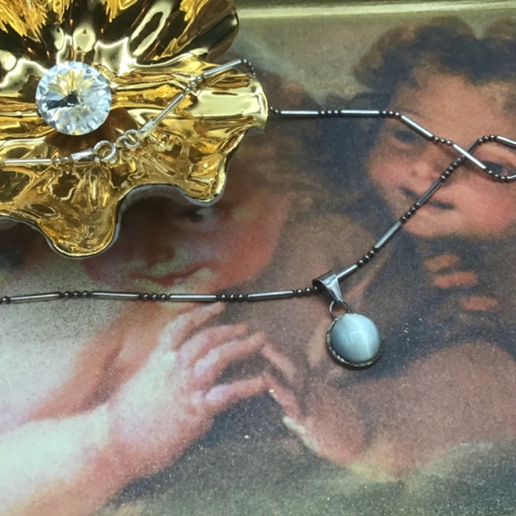 925 Sterling Silver Fancy Chain w 2 Pendants, moonstone and Murano cross - Picture 10 of 12